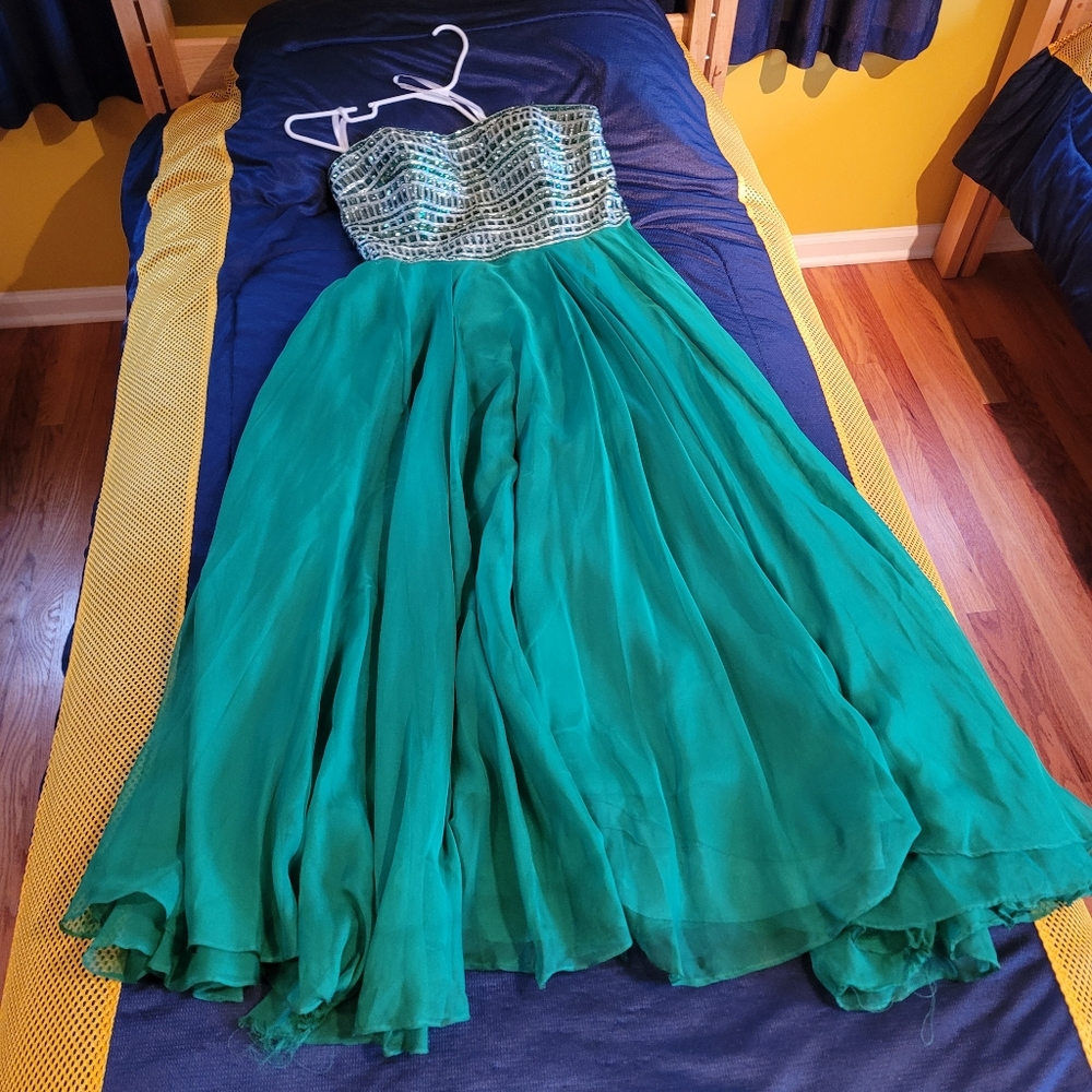 Prom Dress Sherri Hill Size 16